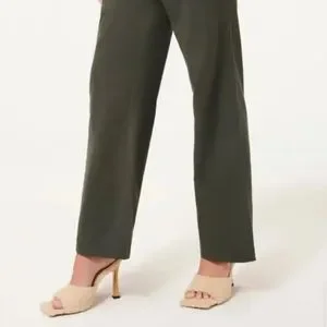 NIB Good American Standout Sherpa Mule Heel Size 7.5